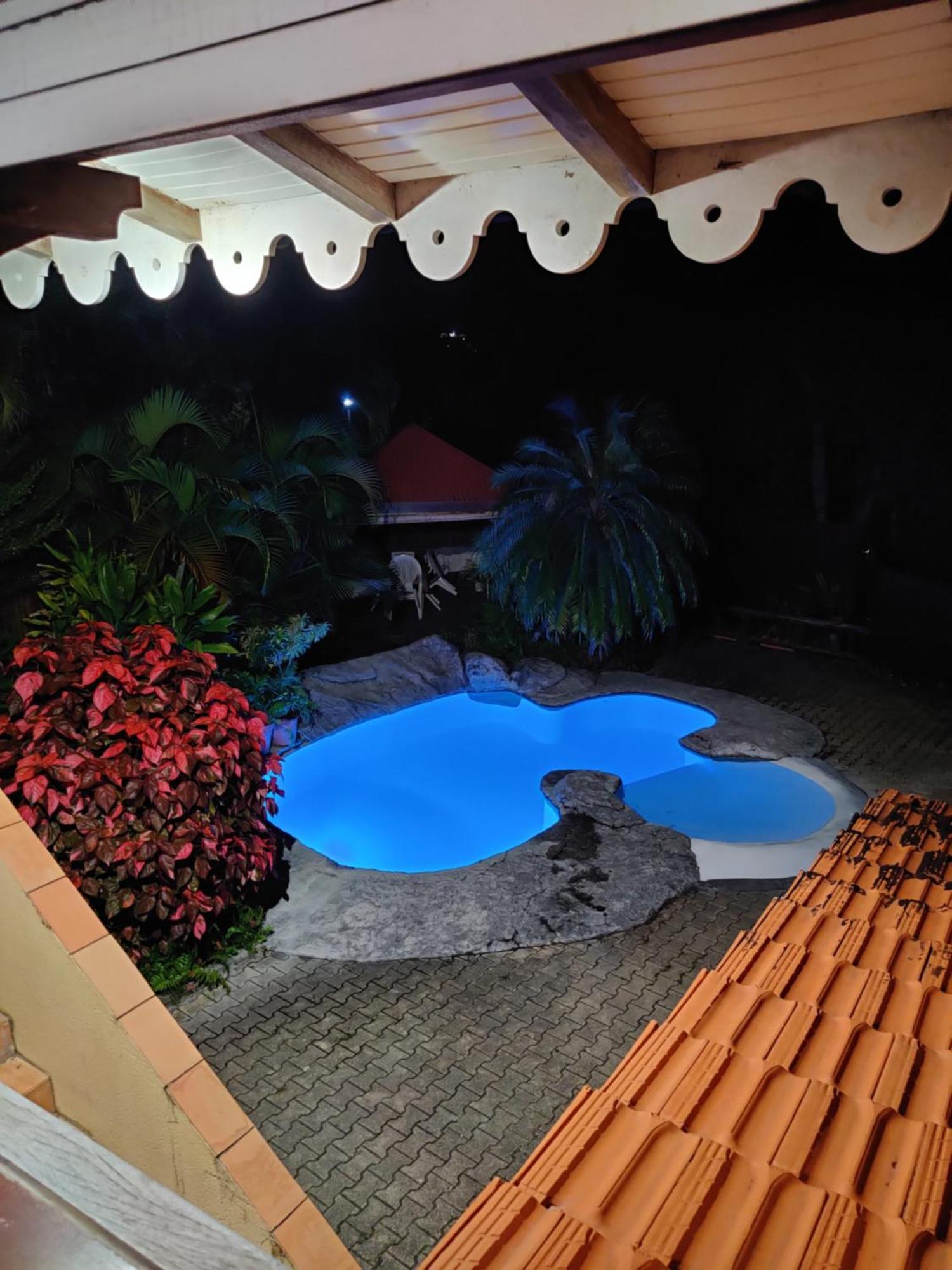 45 Villa La Cherry Bord De Mer Le Diamant Exterior photo